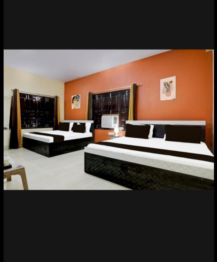 Rb Palace Guest house